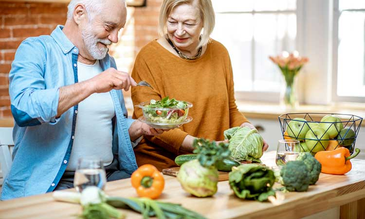 سالمندان دیابتی قادر هستند که تمام وعده‌های غذایی خود را از منابع فیبردار استفاده کنند